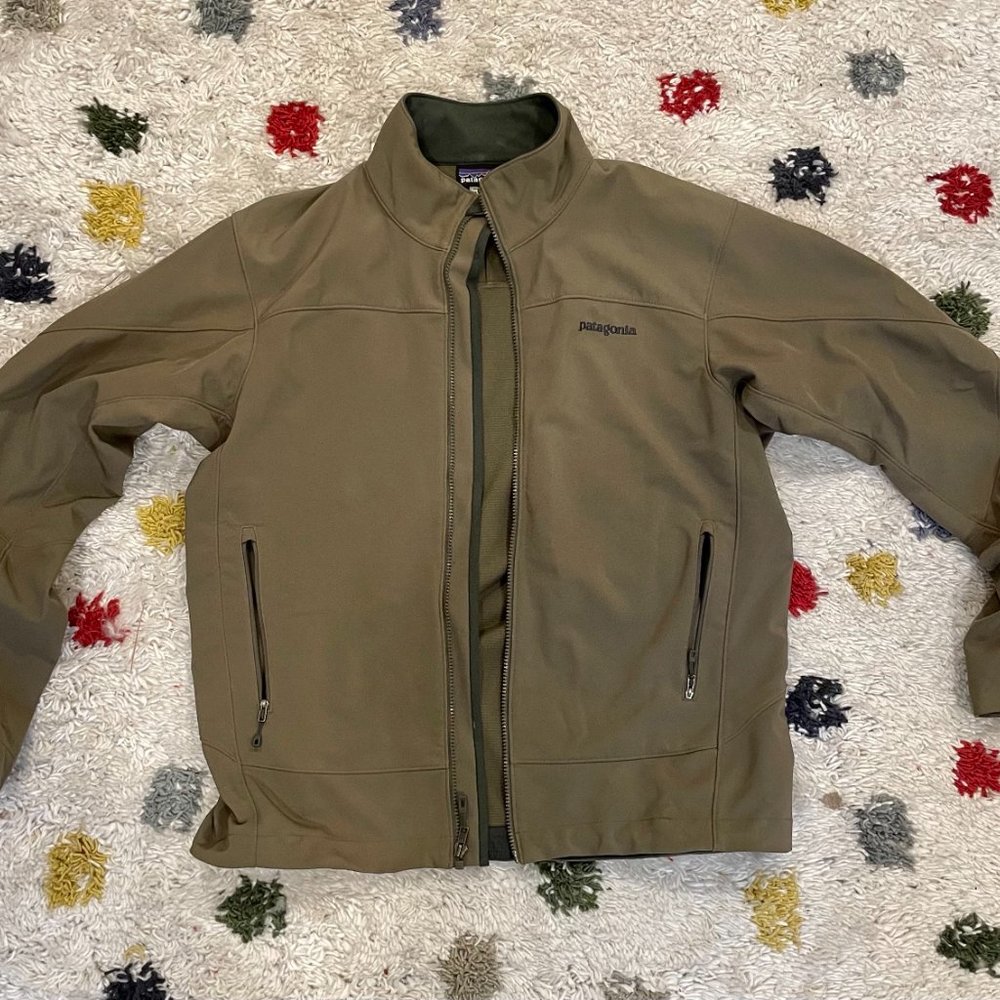 Patagonia Jacket Olive Green - Water Resistant